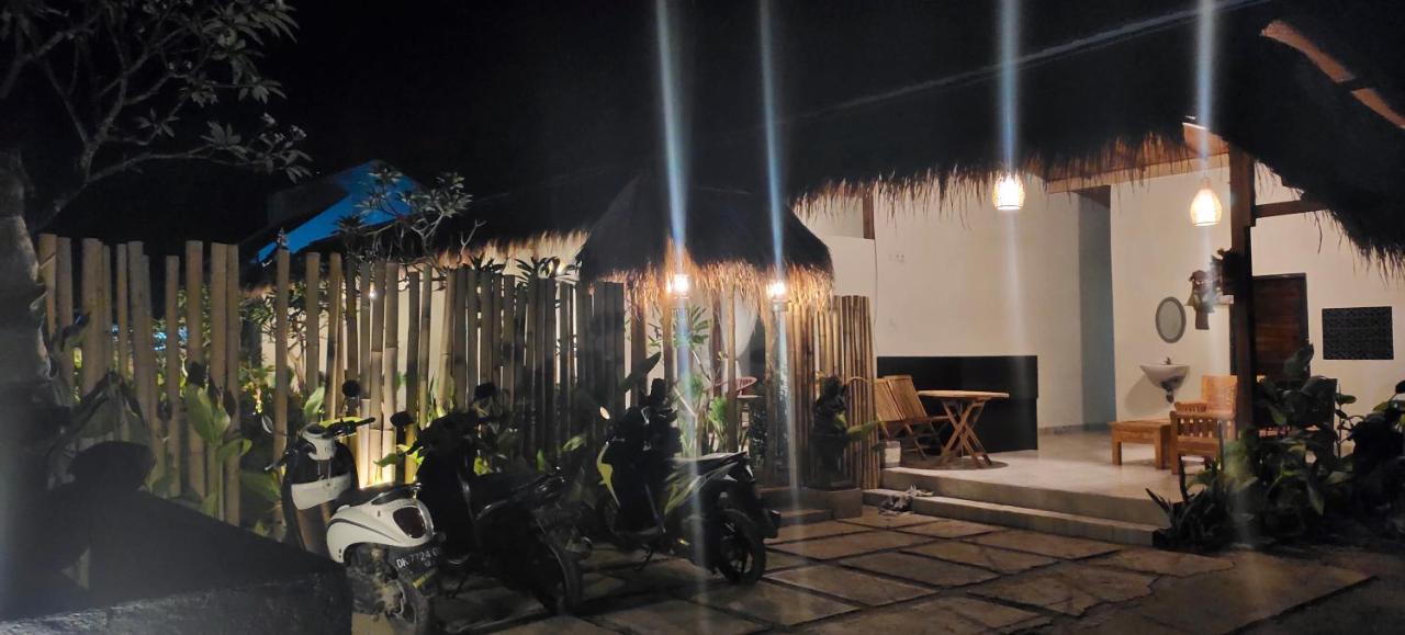 The Poetri Oka Hotel Batununggul Ngoại thất bức ảnh