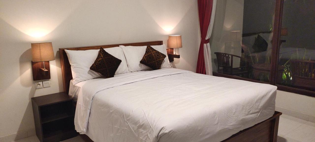 The Poetri Oka Hotel Batununggul Ngoại thất bức ảnh