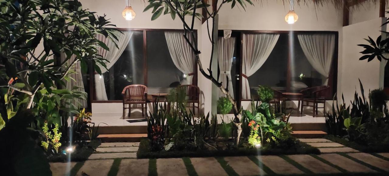 The Poetri Oka Hotel Batununggul Ngoại thất bức ảnh