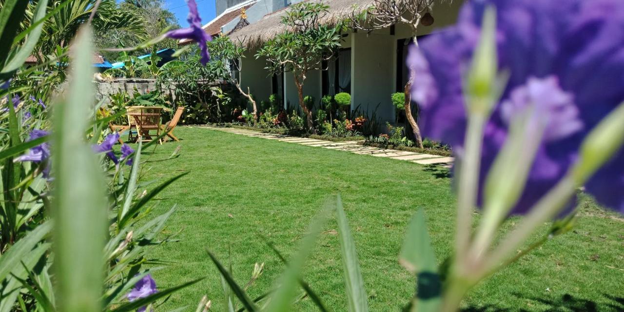 The Poetri Oka Hotel Batununggul Ngoại thất bức ảnh